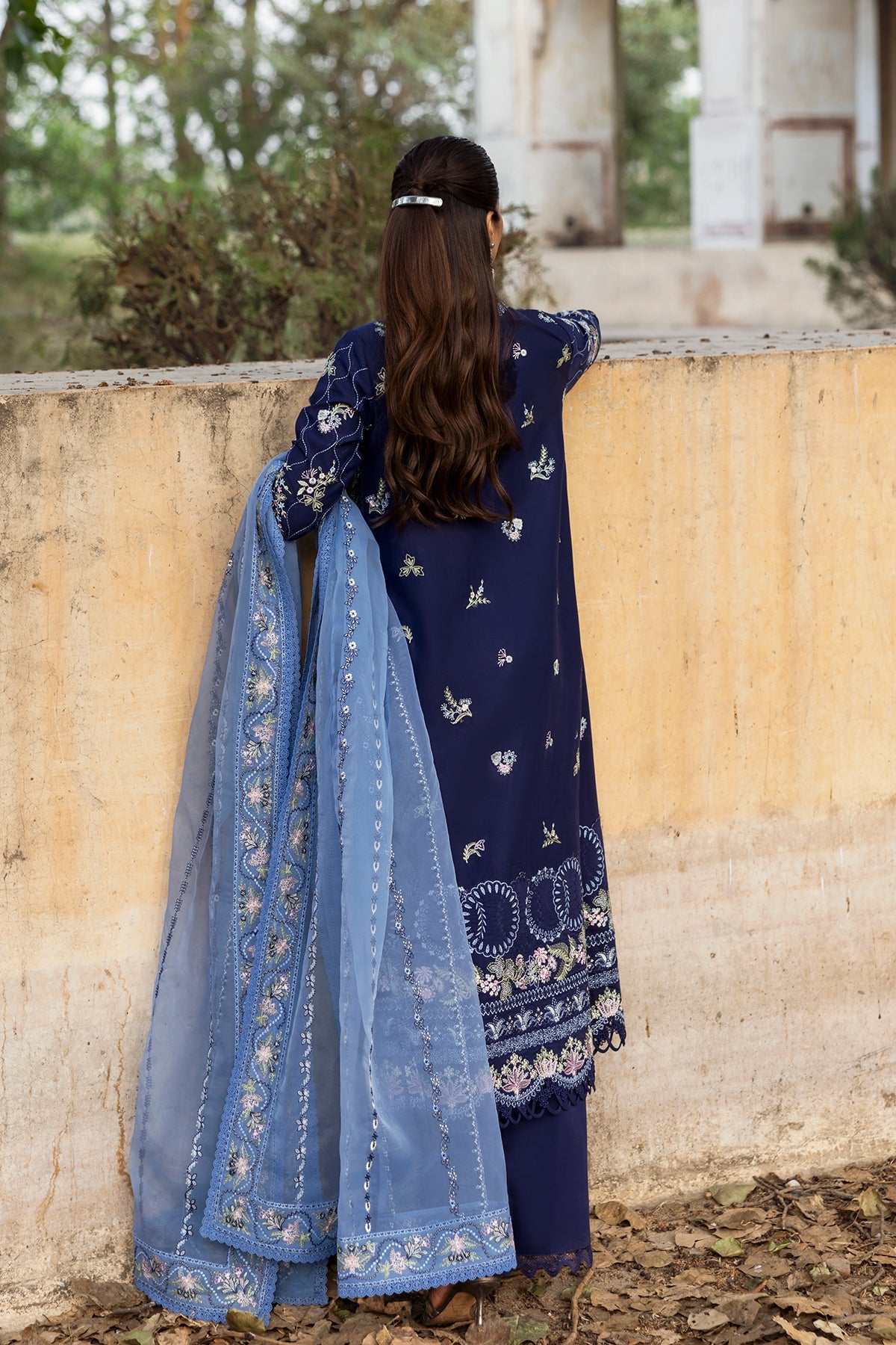 Afrozeh Mulaqaat F/ Lawn`25 AL#06