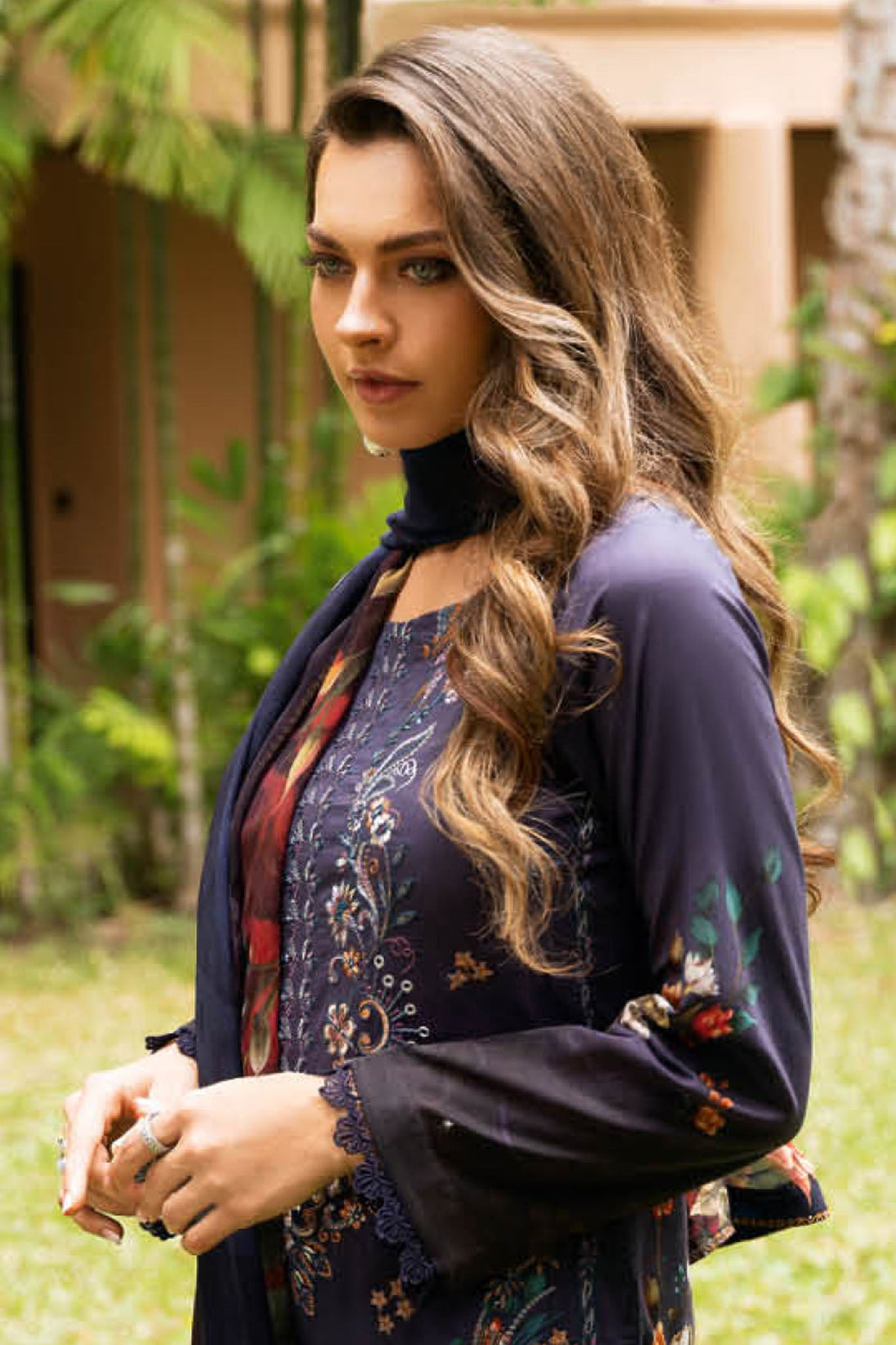 Ramsha Riwayat L/Lawn'25 Vol-11 Y#1103