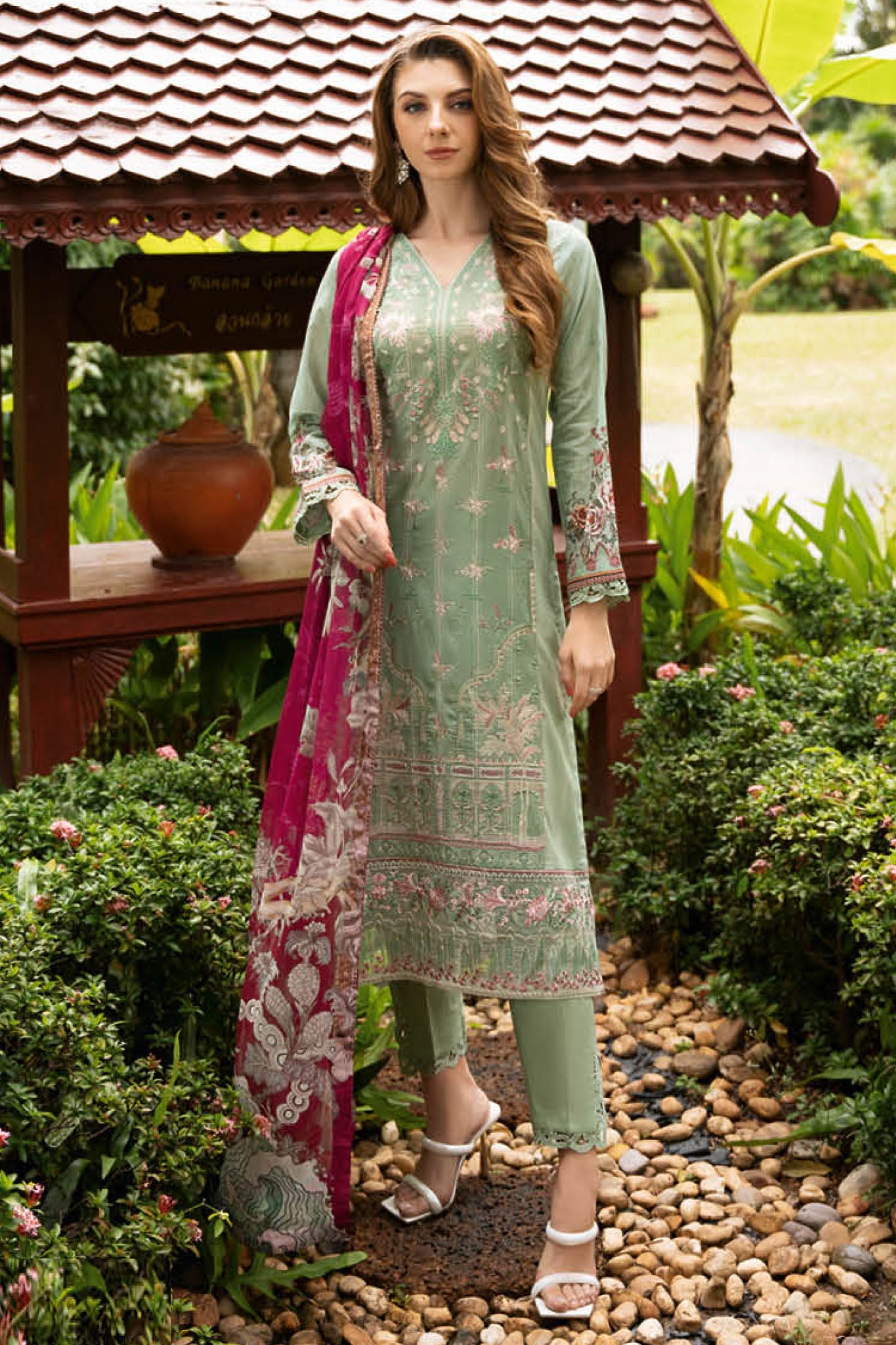 Ramsha Riwayat L/Lawn'25 Vol-11 Y#1104