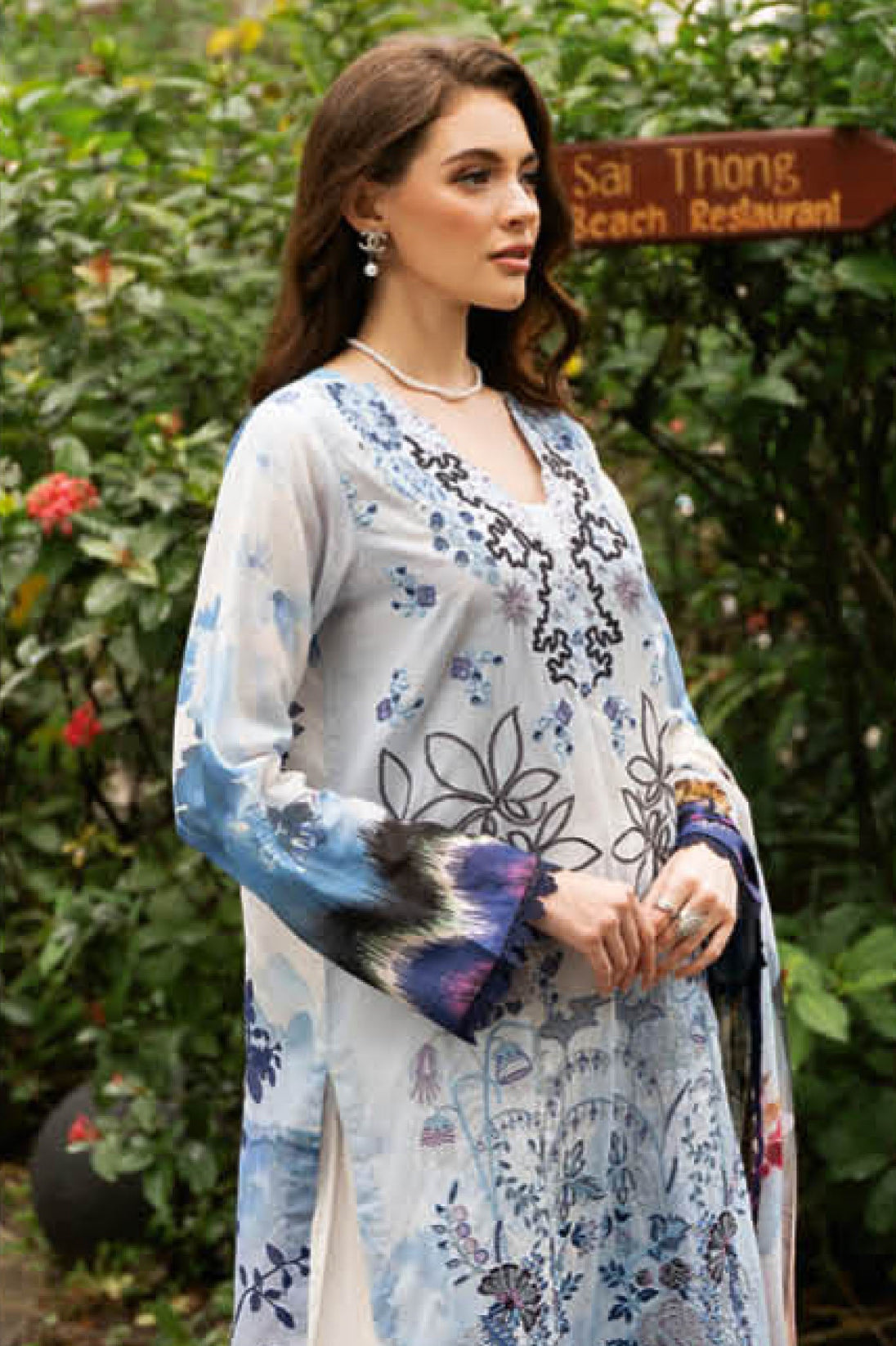 Ramsha Riwayat L/Lawn'25 Vol-11 Y#1108