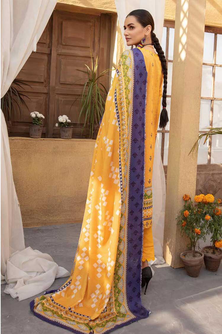 Shaista Nazakat Khaddar`22 D#896