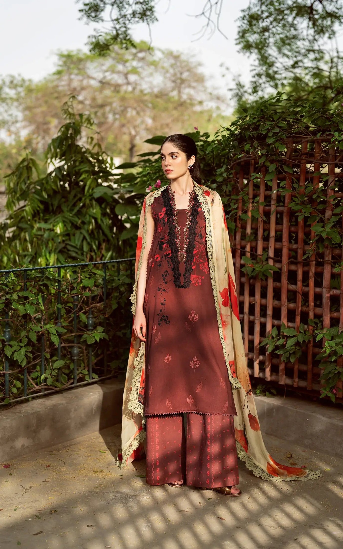 Asifa Nabeel Yakin`25 Botanic Haze (15)