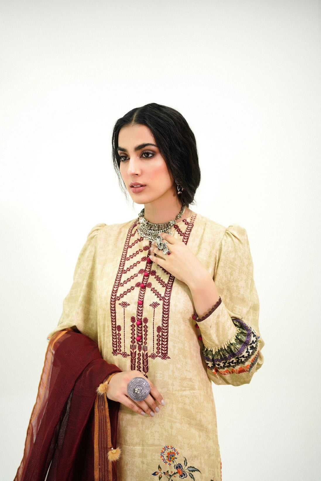 Nuriyaa Muskaan Linen'21 D#5
