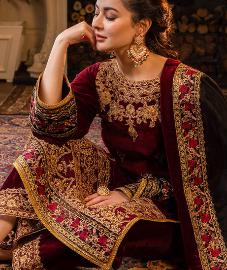 Zainab Chottani Velvet Collection`22 D#4