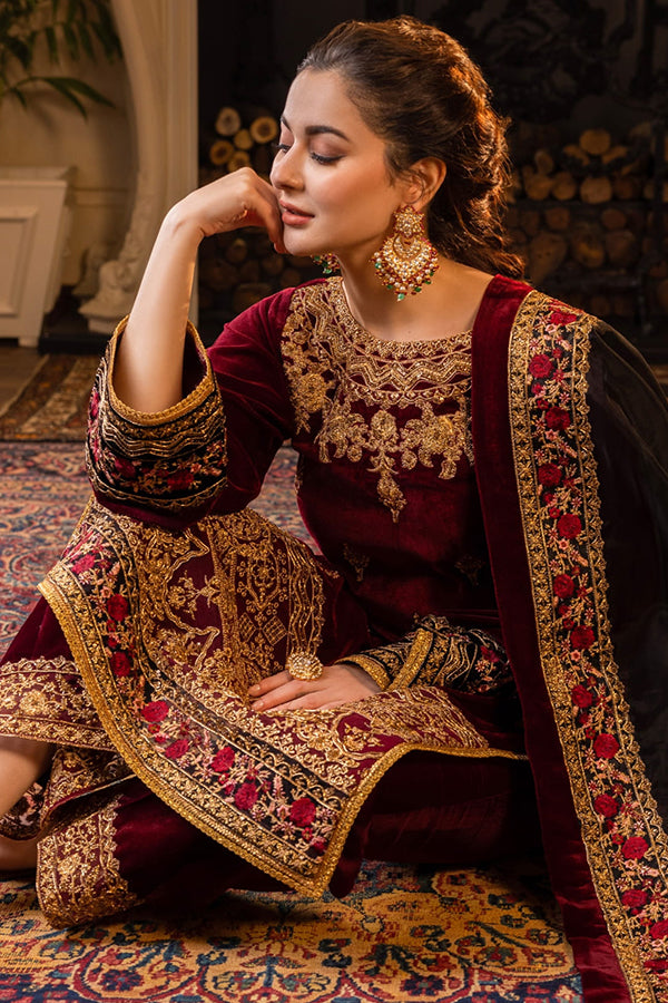 Zainab Chottani Velvet Collection`22 D#4