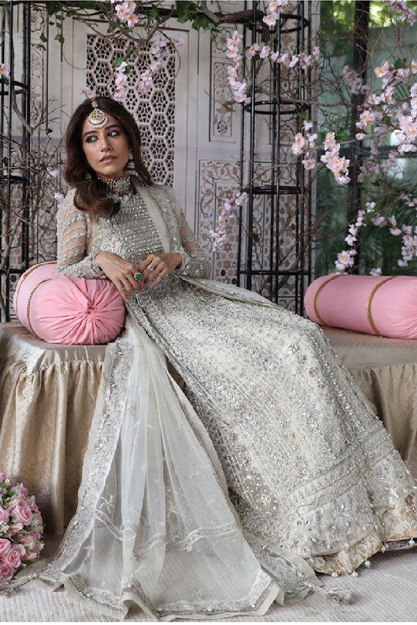 Zaha Gossamer Autumn Edit`22 D#04 (NEYLAN)