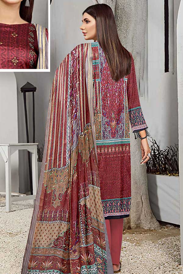 Zaib Tan Singhaar Lawn`23 D#03