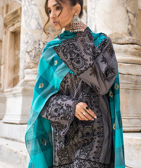 Zainab Chottani Luxury Lawn`21 D#01-B
