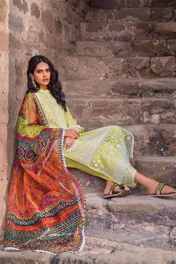 Zainab Chottani Chikankari Lawn`22 D#10B