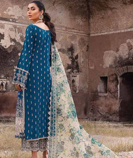 Zainab Chottani Chikankari Lawn`22 D#1A