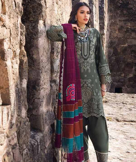 Zainab Chottani Chikankari Lawn`22 D#2B