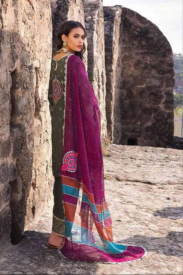 Zainab Chottani Chikankari Lawn`22 D#2B