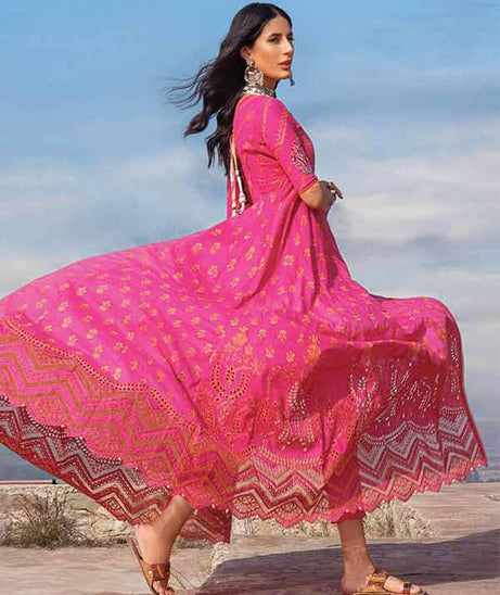 Zainab Chottani Chikankari Lawn`22 D#3A