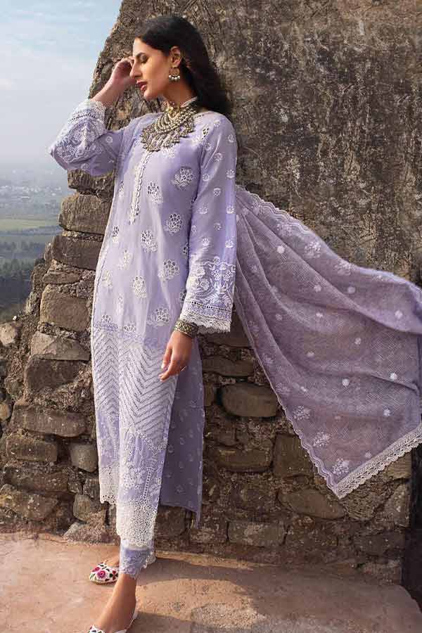 Zainab Chottani Chikankari Lawn`22 D#4B