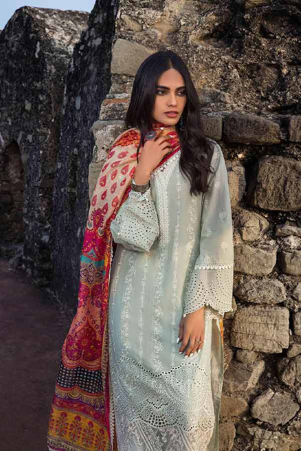 Zainab Chottani Chikankari Lawn`22 D#5A