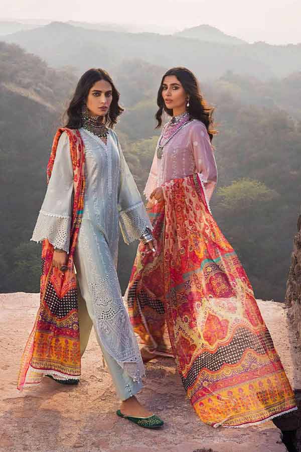 Zainab Chottani Chikankari Lawn`22 D#5B