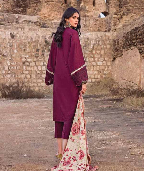 Zainab Chottani Chikankari Lawn`22 D#6A