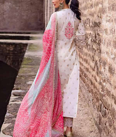 Zainab Chottani Chikankari Lawn`22 D#7A