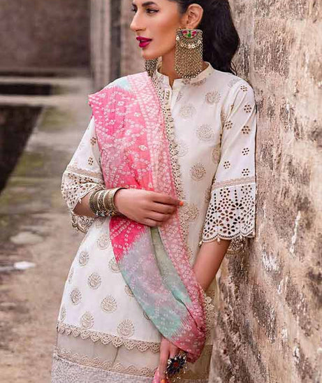 Zainab Chottani Chikankari Lawn`22 D#7A