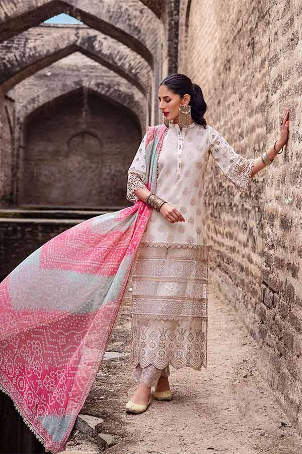 Zainab Chottani Chikankari Lawn`22 D#7A