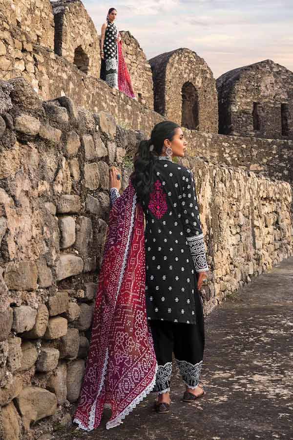 Zainab Chottani Chikankari Lawn`22 D#7B
