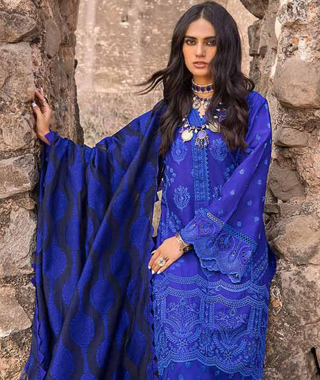 Zainab Chottani Chikankari Lawn`22 D#8B