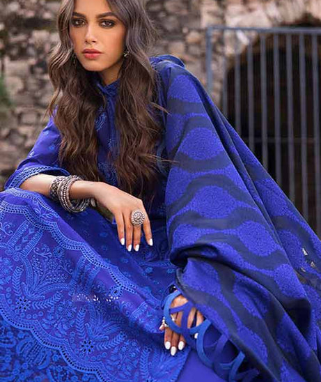 Zainab Chottani Chikankari Lawn`22 D#8B