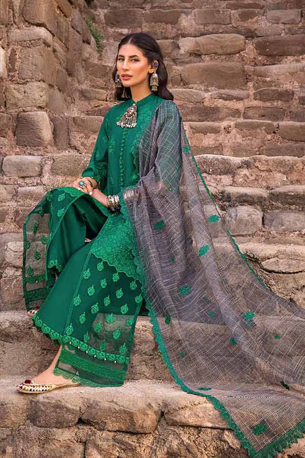 Zainab Chottani Chikankari Lawn`22 D#9A