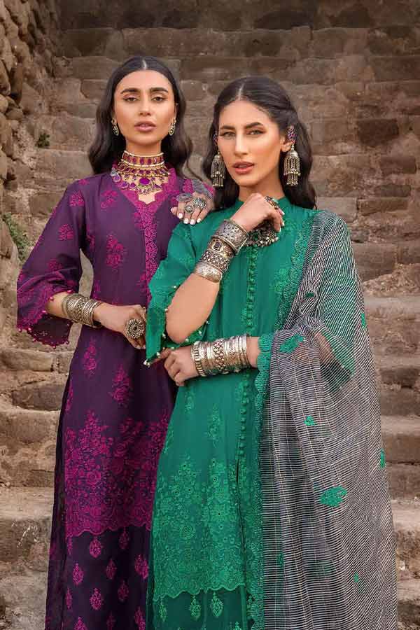 Zainab Chottani Chikankari Lawn`22 D#9A
