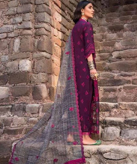 Zainab Chottani Chikankari Lawn`22 D#9B