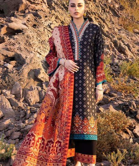 Zainab Chottani Winter Shawls'22 D#02 MAHROSH