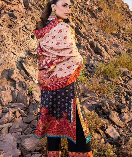 Zainab Chottani Winter Shawls'22 D#02 MAHROSH