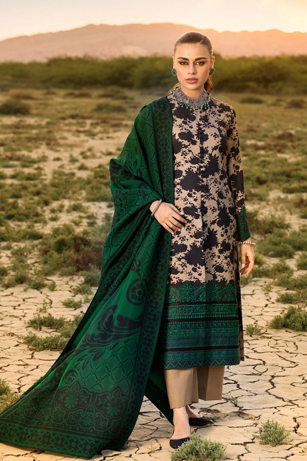 Zainab Chottani Winter Shawls'22 D#03 GULNAAZ