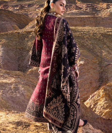 Zainab Chottani Winter Shawls'22 D#04 YAREEN