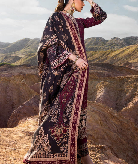 Zainab Chottani Winter Shawls'22 D#04 YAREEN