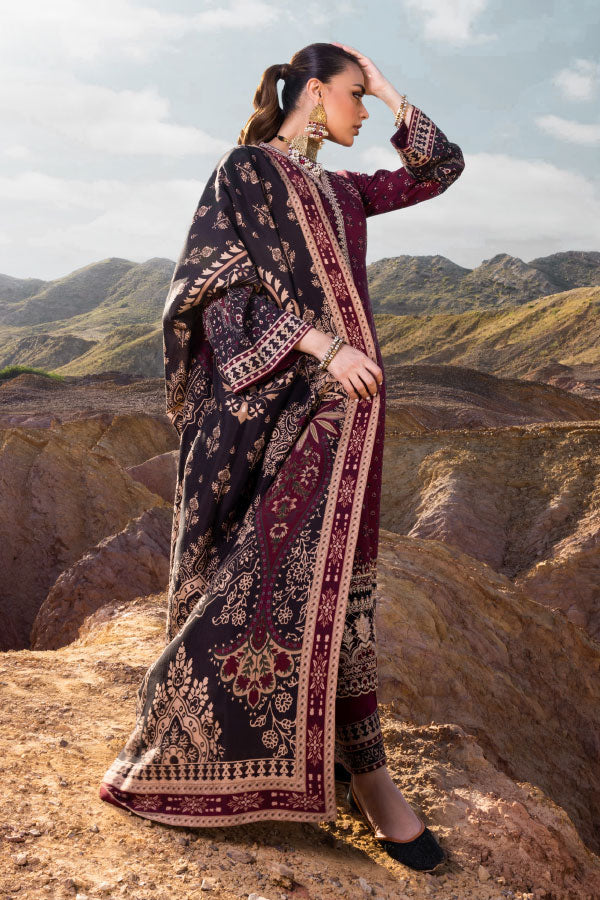 Zainab Chottani Winter Shawls'22 D#04 YAREEN