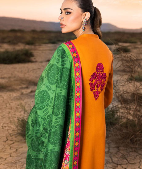 Zainab Chottani Winter Shawls'22 D#06 MAYA