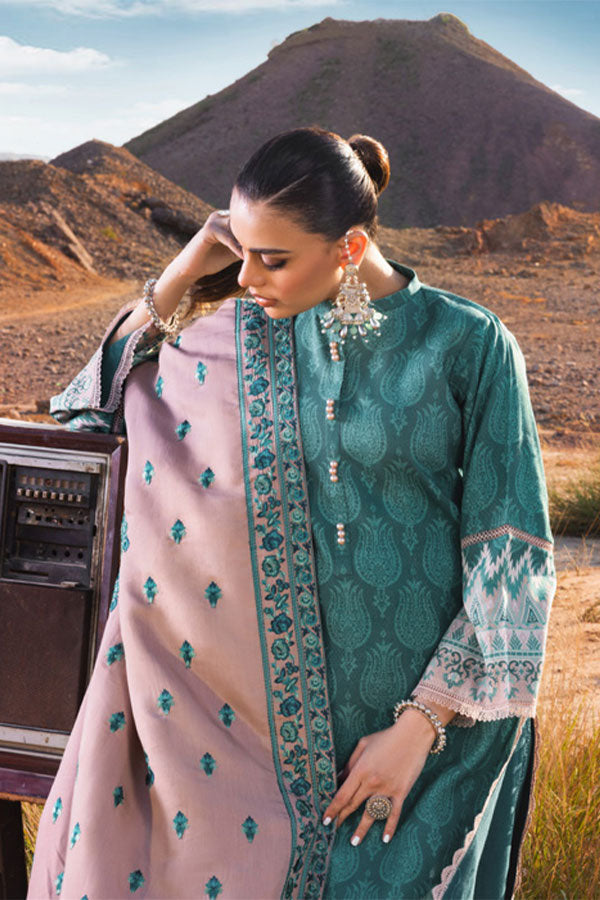 Zainab Chottani Winter Shawls'22 D#08 PARSA