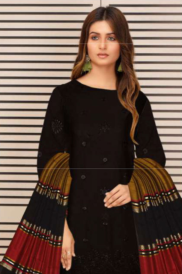 Zoha Festive Lawn`25 D#5