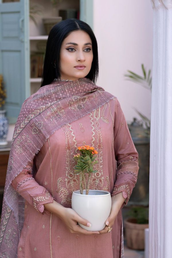 Zoha Festive Lawn`24 D#196