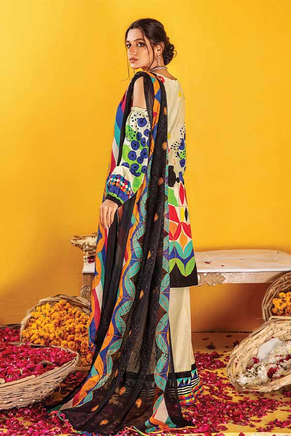 Zouq e Nisa Emb lawn'22 D#8