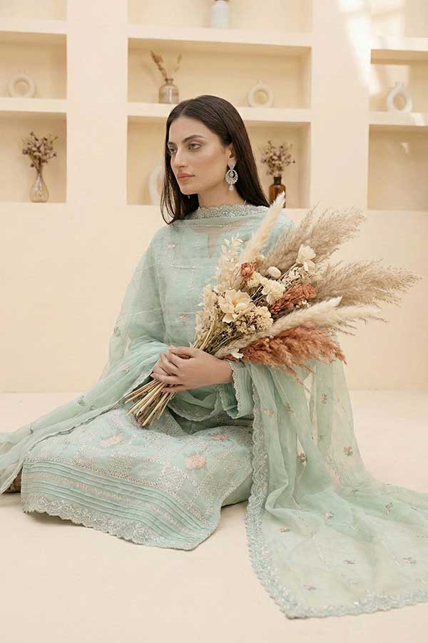 Zunaira Lavender Emb Lawn`26 L#6