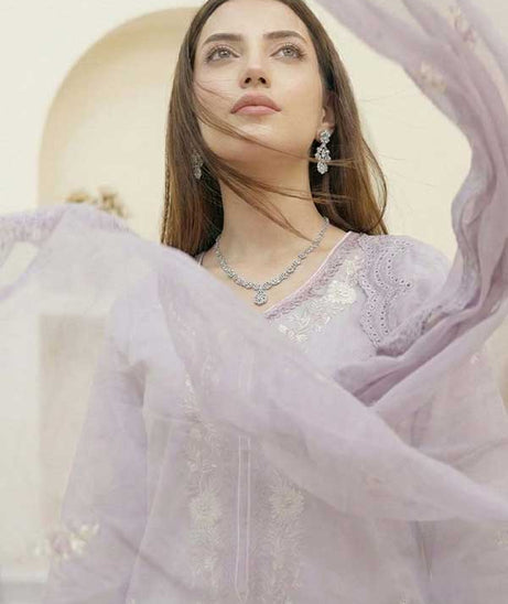 Zunaira Lavender Emb Lawn`26 L#7