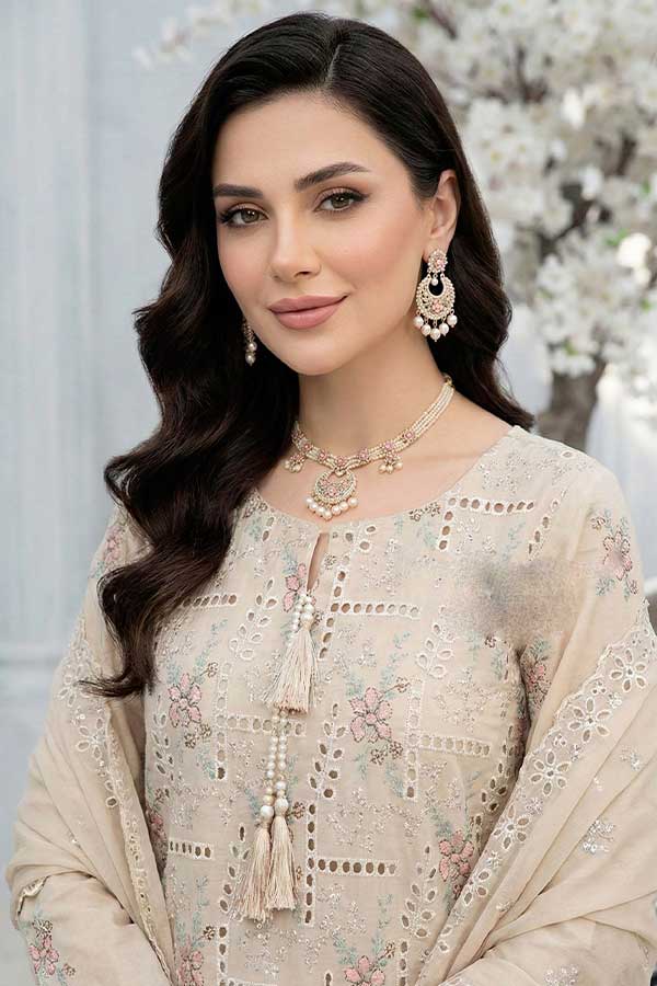 Zunaira Libas-e-Khas Lawn`26 L#8