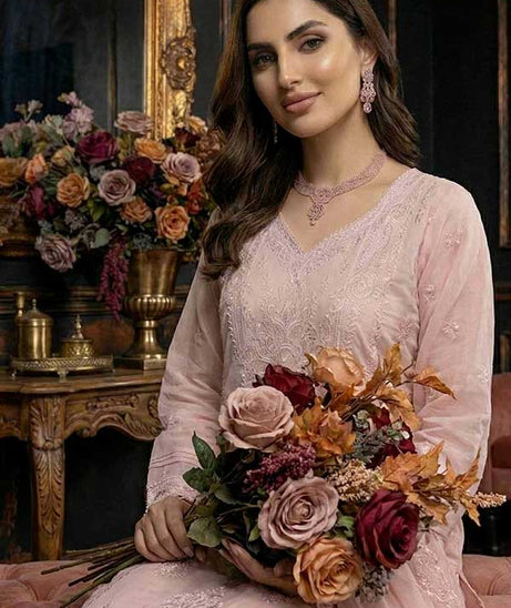Zunaira Needle & Knot Lawn`26 N#3