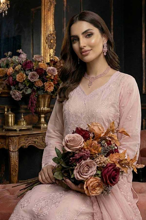 Zunaira Needle & Knot Lawn`26 N#3