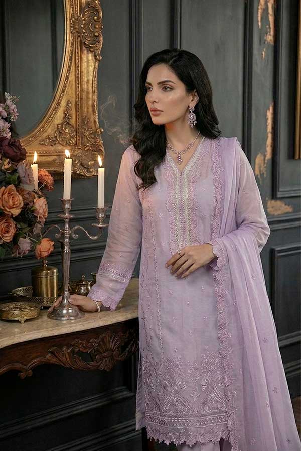 Zunaira Needle & Knot Lawn`26 N#5