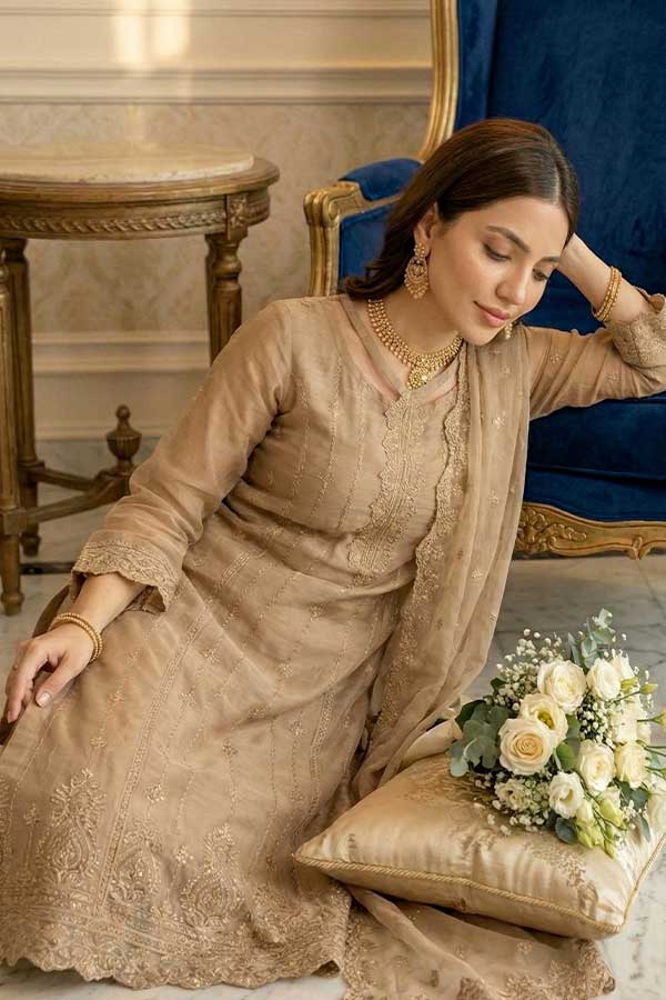 Zunaira Rawayat Lawn`26 R#3