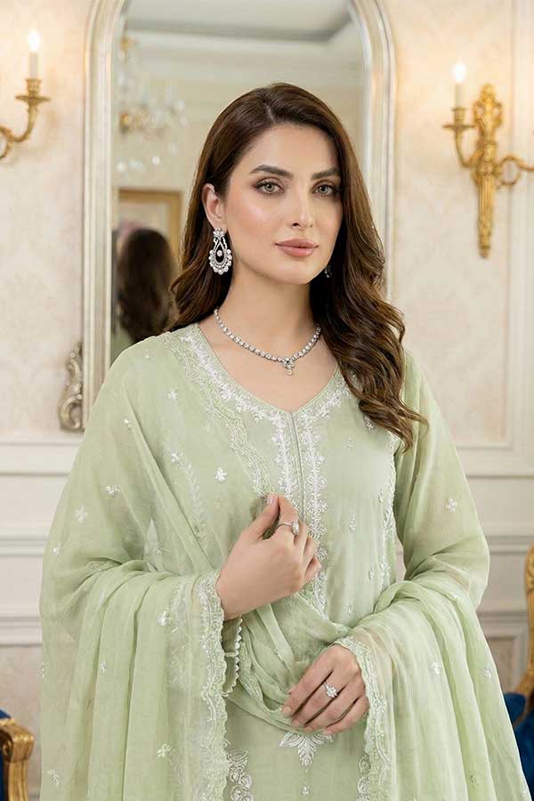 Zunaira Rawayat Lawn`26 R#8