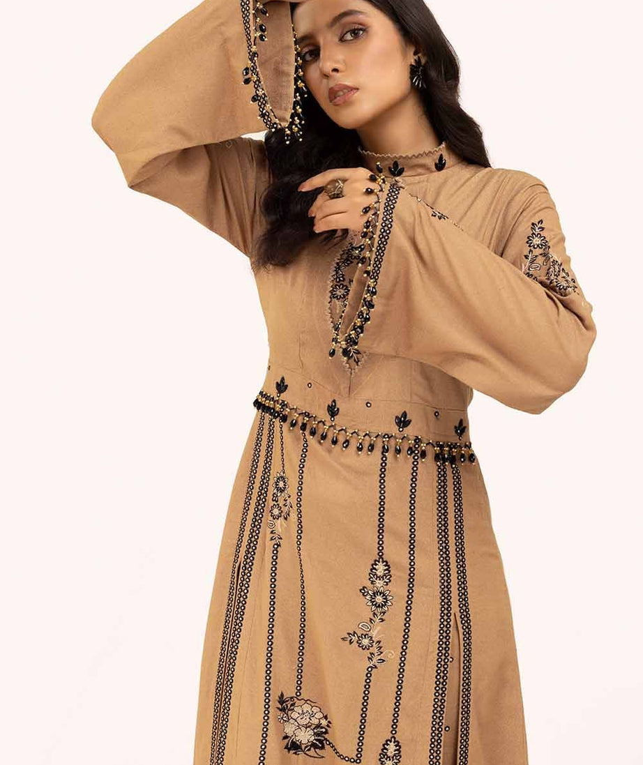 Gul Ahmed Winter'24 AT#42003
